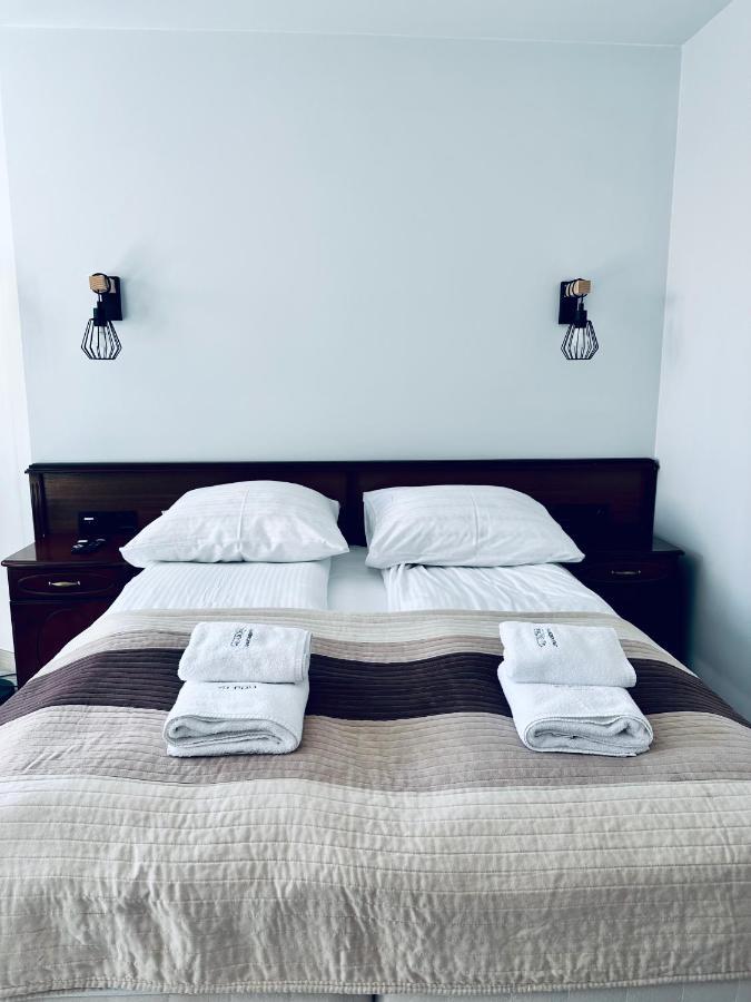 Al-Dom Apartamenty Apartament 103 코워브제크 외부 사진