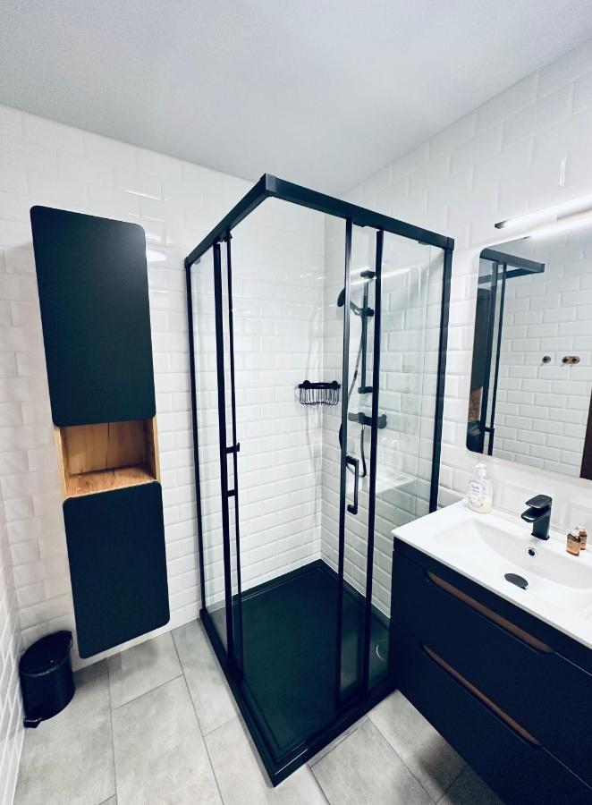 Al-Dom Apartamenty Apartament 103 코워브제크 외부 사진